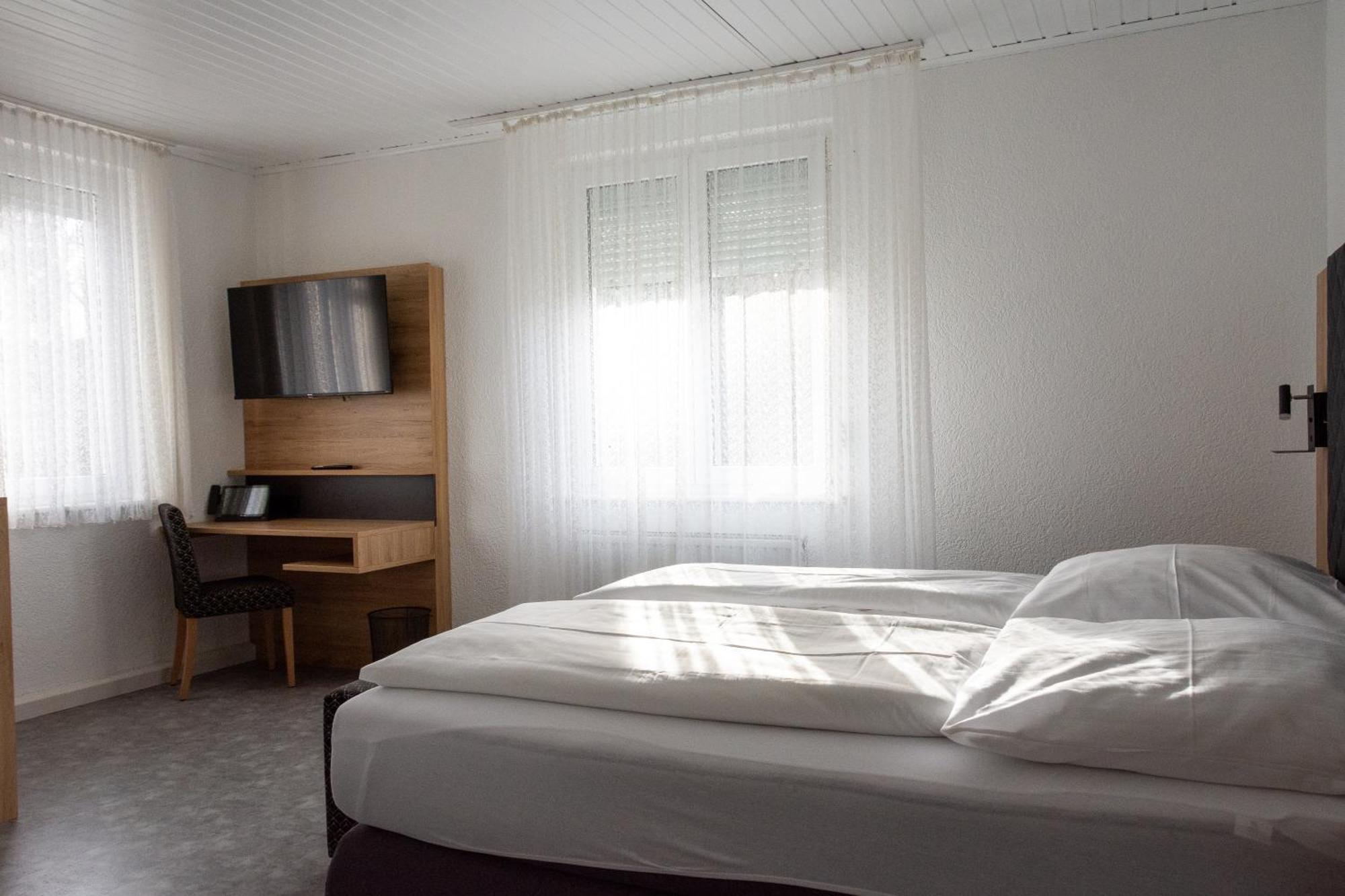 Hotel-Cocco-Bello In Der Villa Foret Ludwigsburg Dış mekan fotoğraf