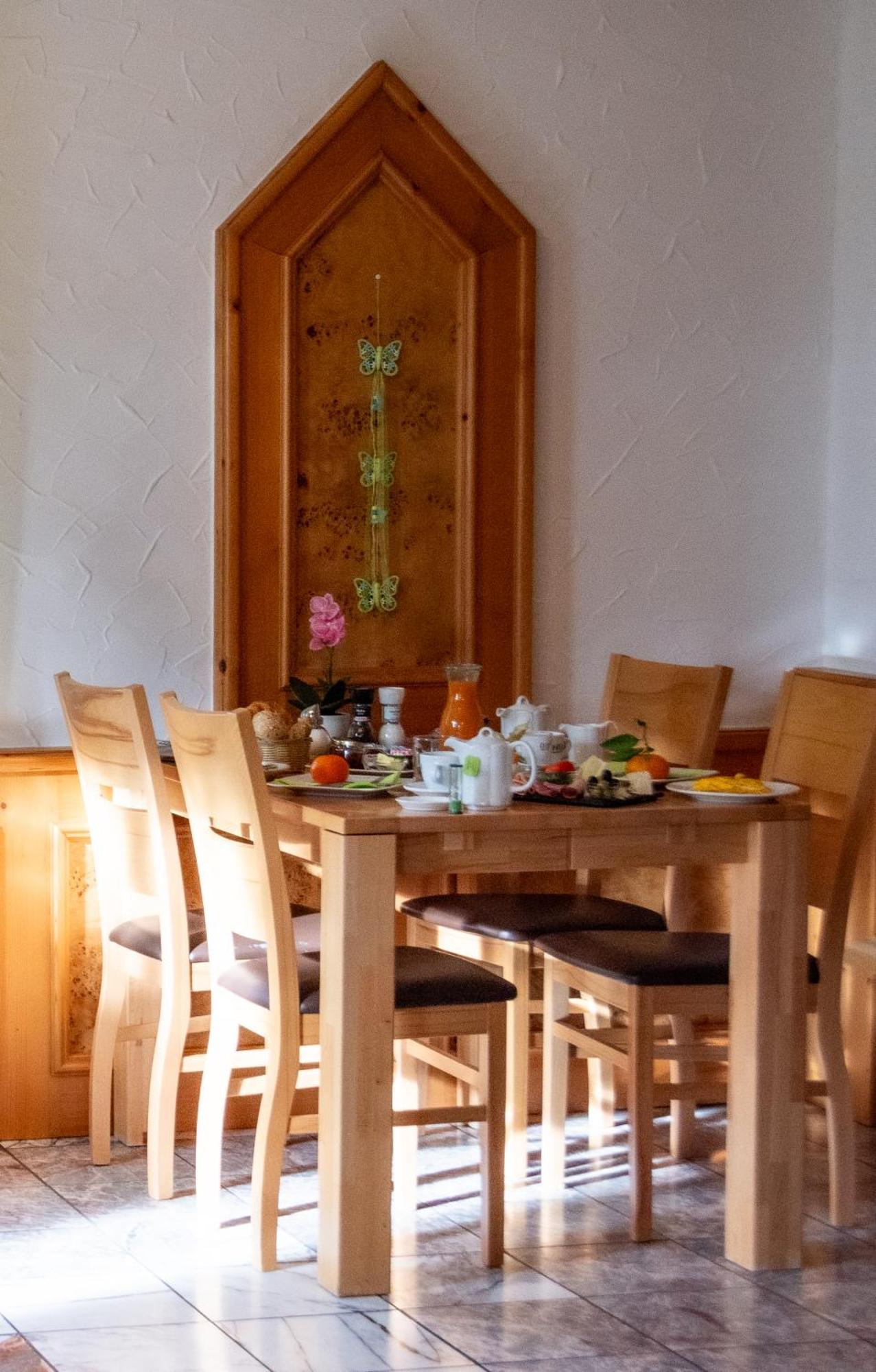 Hotel-Cocco-Bello In Der Villa Foret Ludwigsburg Dış mekan fotoğraf